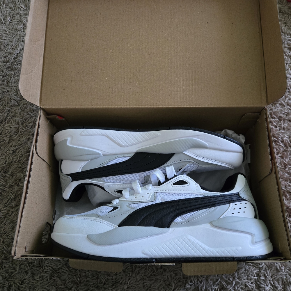 Puma Womens White and Black Athletic Sneakers